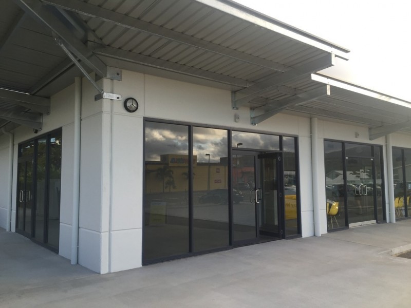 Reef Plaza Cnr Shute Harbour Rd/Paluma Rd, Cannonvale QLD 4802