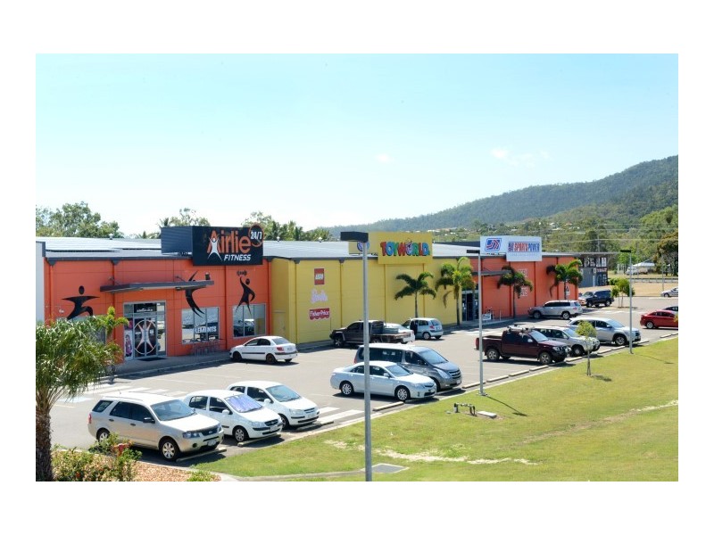 Reef Plaza Cnr Shute Harbour Rd/Paluma Rd, Cannonvale QLD 4802