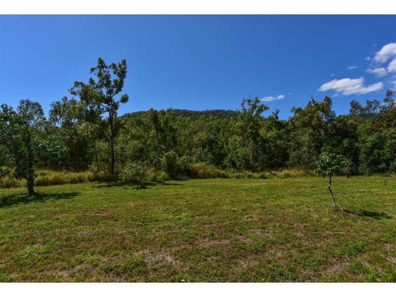 37 Rifle Range Road, Cannon Valley QLD 4800