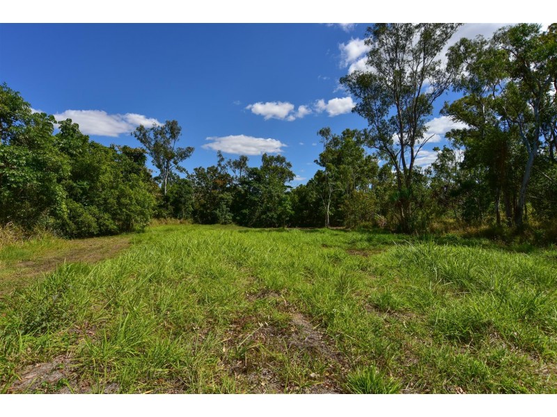 37 Rifle Range Road, Cannon Valley QLD 4800