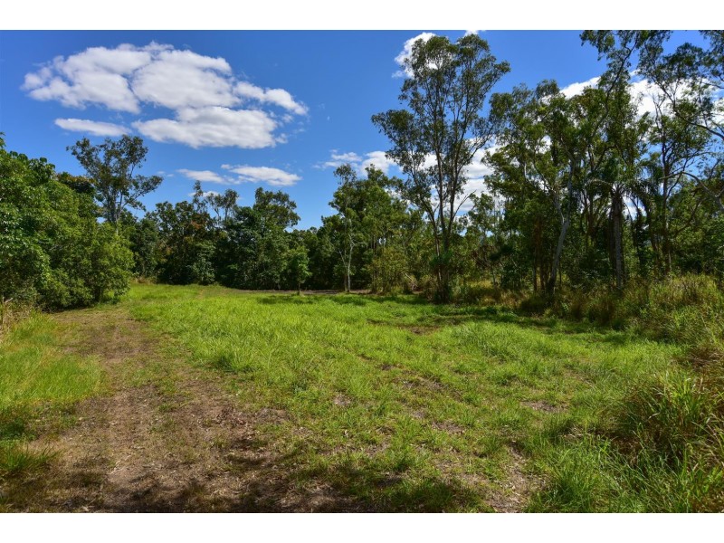37 Rifle Range Road, Cannon Valley QLD 4800