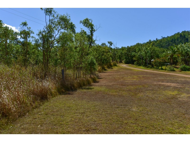 37 Rifle Range Road, Cannon Valley QLD 4800