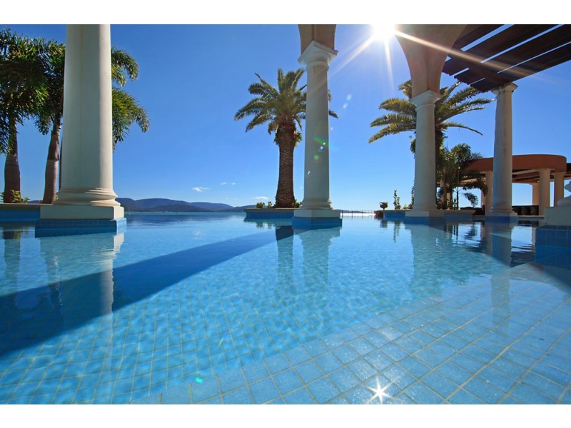 Mandalay House, Airlie Beach QLD 4802