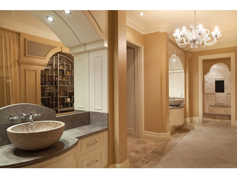 Mandalay House, Airlie Beach QLD 4802