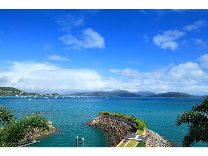 Mandalay House, Airlie Beach QLD 4802