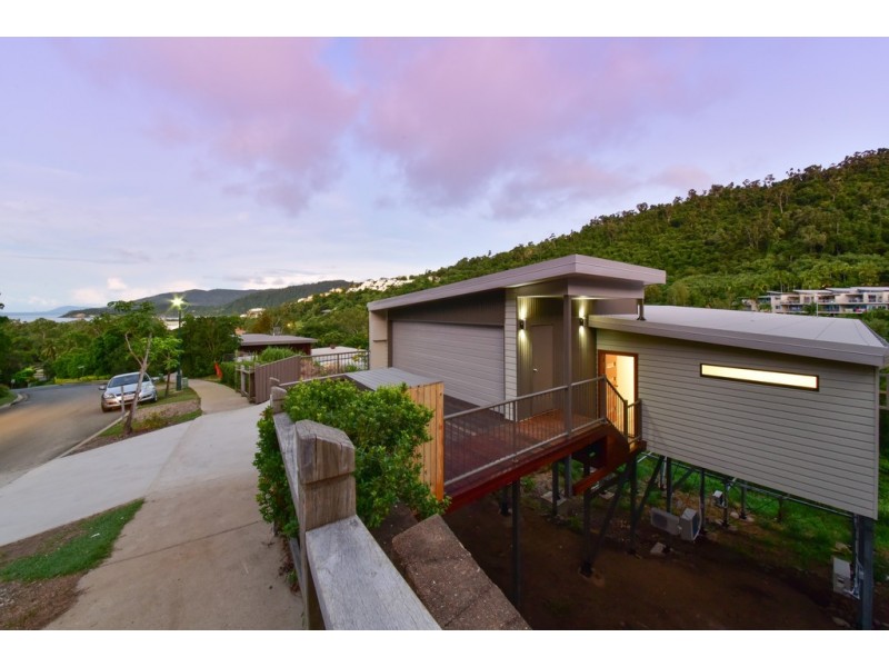13 Seaview Drive, Airlie Beach QLD 4802