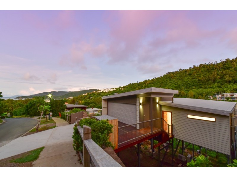 13 Seaview Drive, Airlie Beach QLD 4802