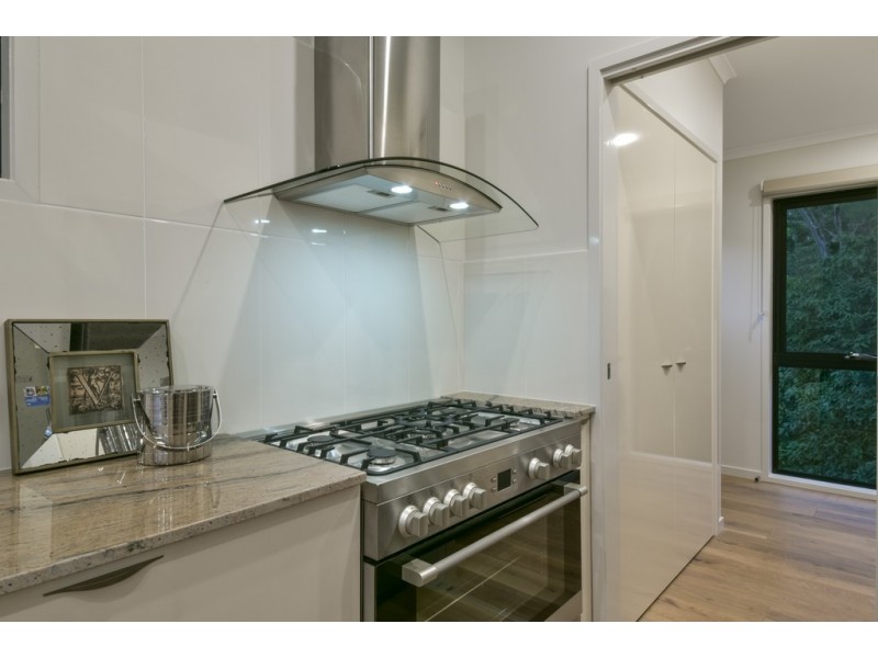 17 Seaview Drive, Airlie Beach QLD 4802