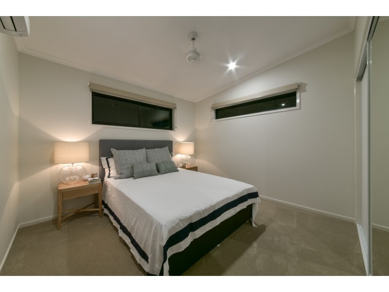 17 Seaview Drive, Airlie Beach QLD 4802