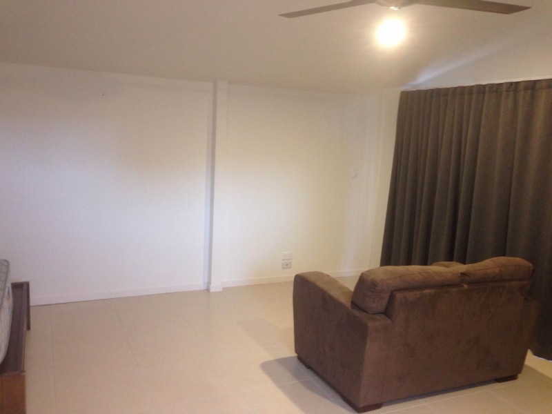 39b Parkland Drive, Cannonvale QLD 4802