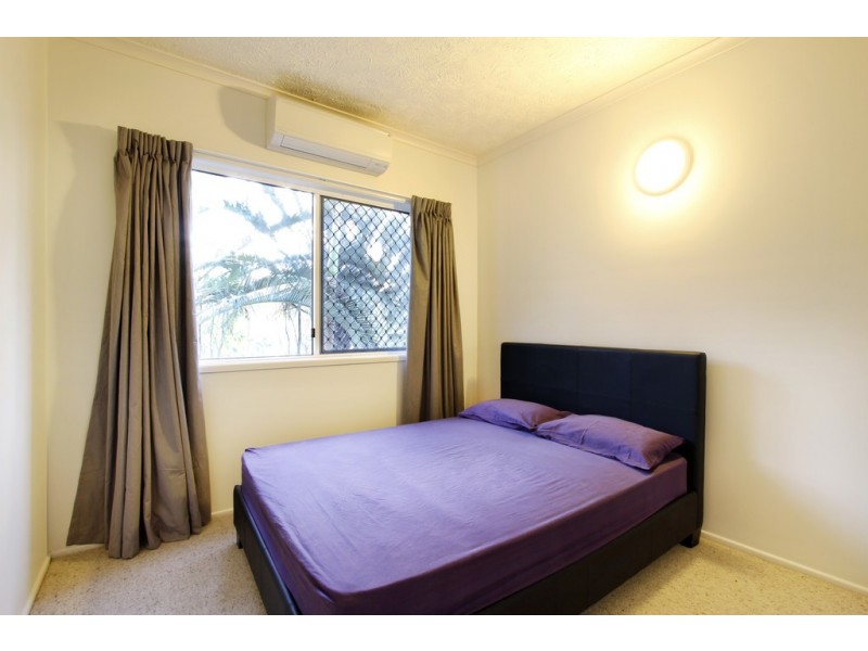 9/20 Island Drive, Cannonvale QLD 4802