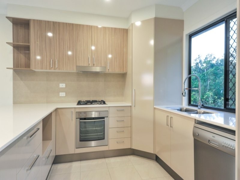 5 Amarula Place, Cannonvale QLD 4802