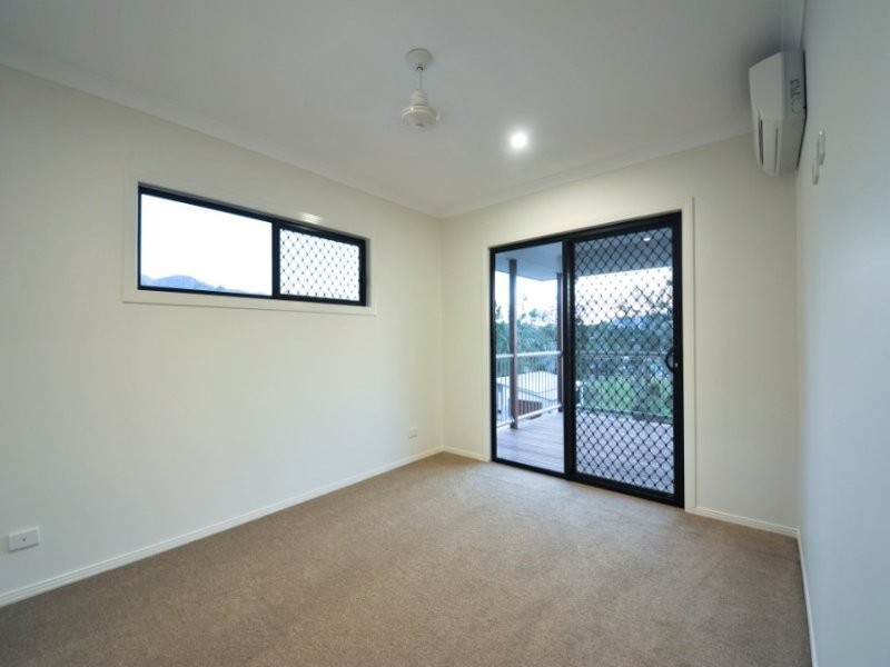 5 Amarula Place, Cannonvale QLD 4802
