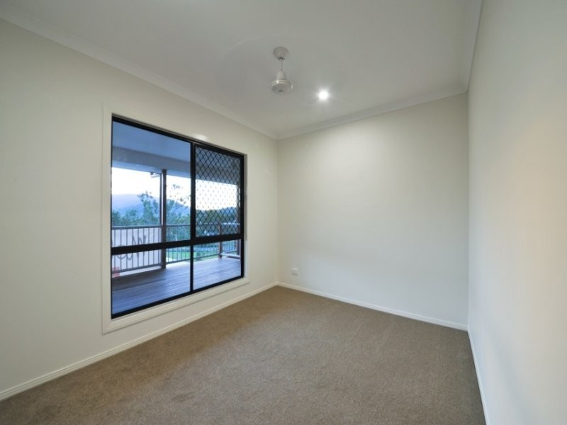 5 Amarula Place, Cannonvale QLD 4802
