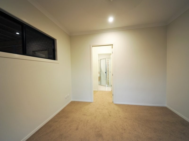 5 Amarula Place, Cannonvale QLD 4802