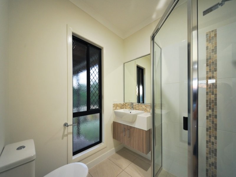 5 Amarula Place, Cannonvale QLD 4802