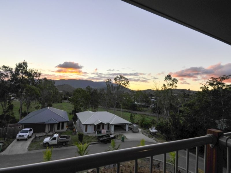 5 Amarula Place, Cannonvale QLD 4802