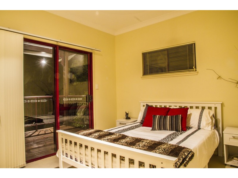48 Valley Drive, Cannonvale QLD 4802