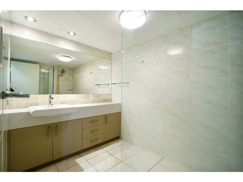 7/2 Eshelby Drive, Cannonvale QLD 4802