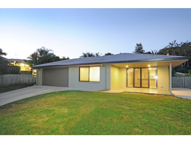 53 Country Road, Cannonvale QLD 4802