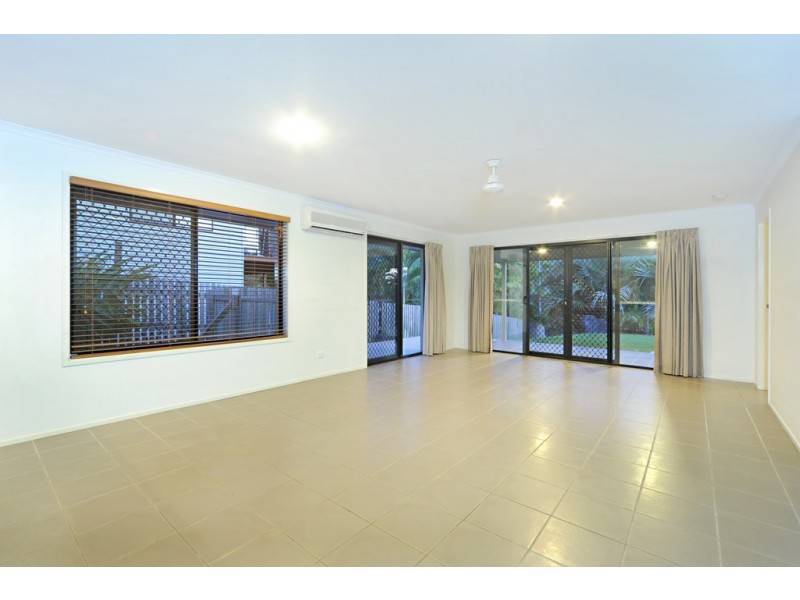 53 Country Road, Cannonvale QLD 4802