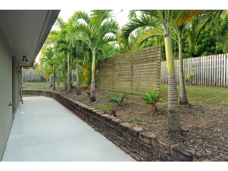 53 Country Road, Cannonvale QLD 4802