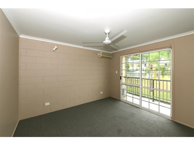 25/11 Island Drive, Cannonvale QLD 4802