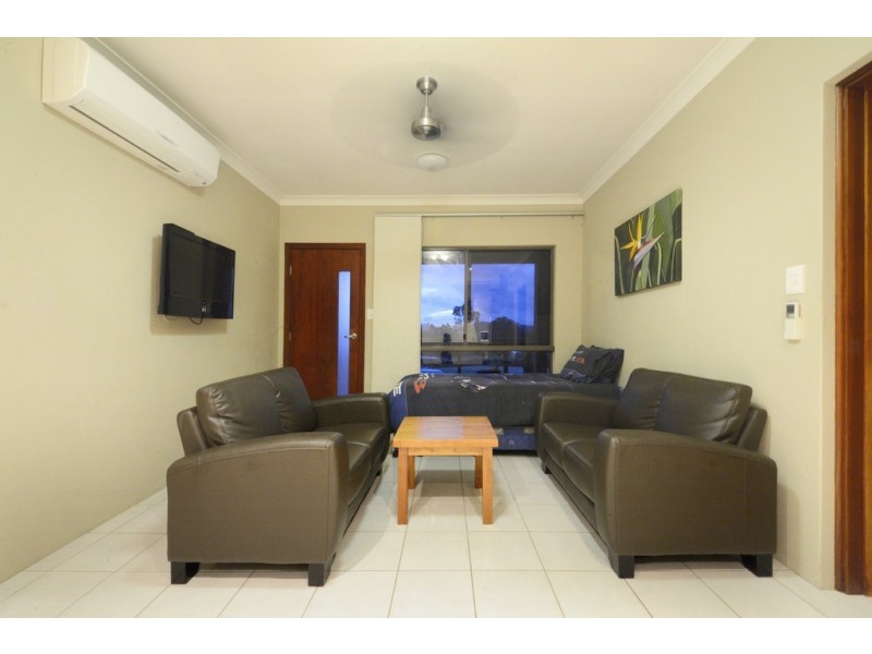 37 Kookaburra Drive, Cannonvale QLD 4802