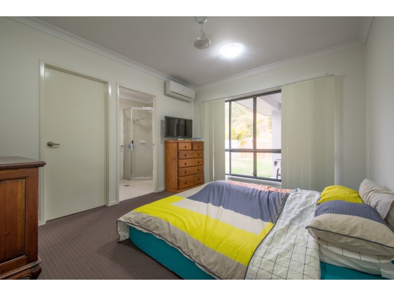 63 South Molle Boulevard, Cannonvale QLD 4802