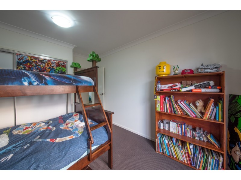 63 South Molle Boulevard, Cannonvale QLD 4802