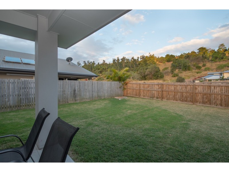 63 South Molle Boulevard, Cannonvale QLD 4802