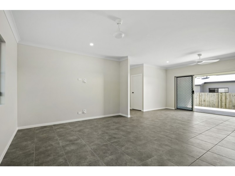 9 Springfield Circuit, Cannonvale QLD 4802