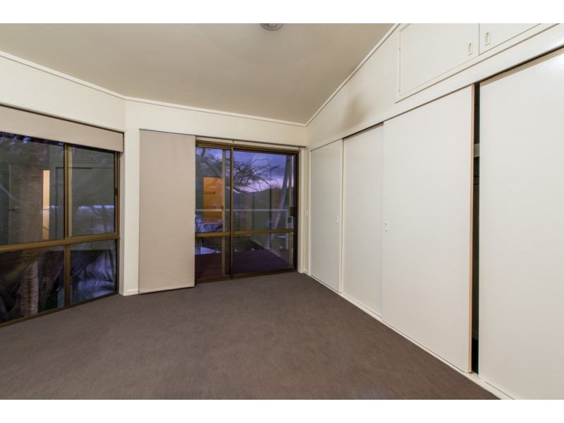 2 Harbour Avenue, Shute Harbour QLD 4802