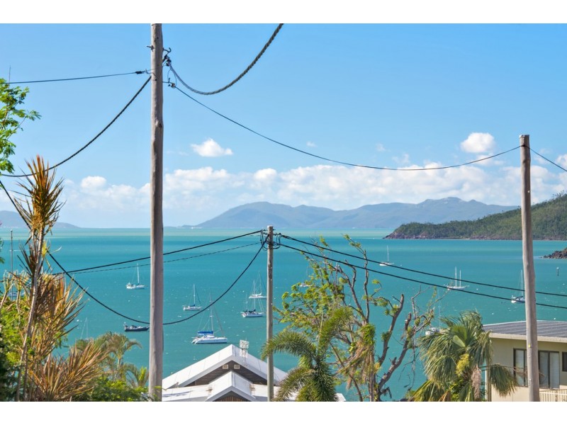 2/8 Simmons Street, Airlie Beach QLD 4802