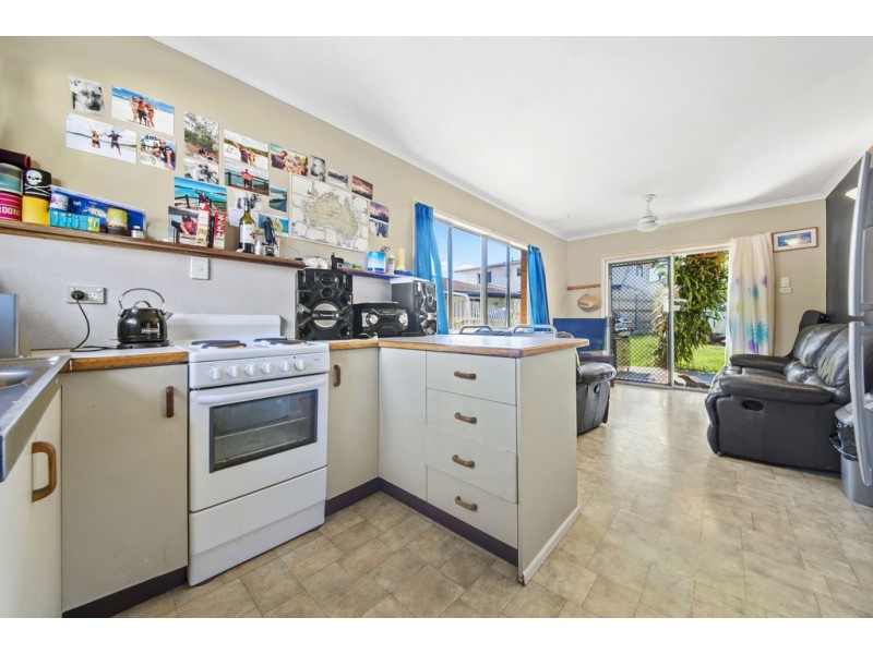 2/8 Simmons Street, Airlie Beach QLD 4802