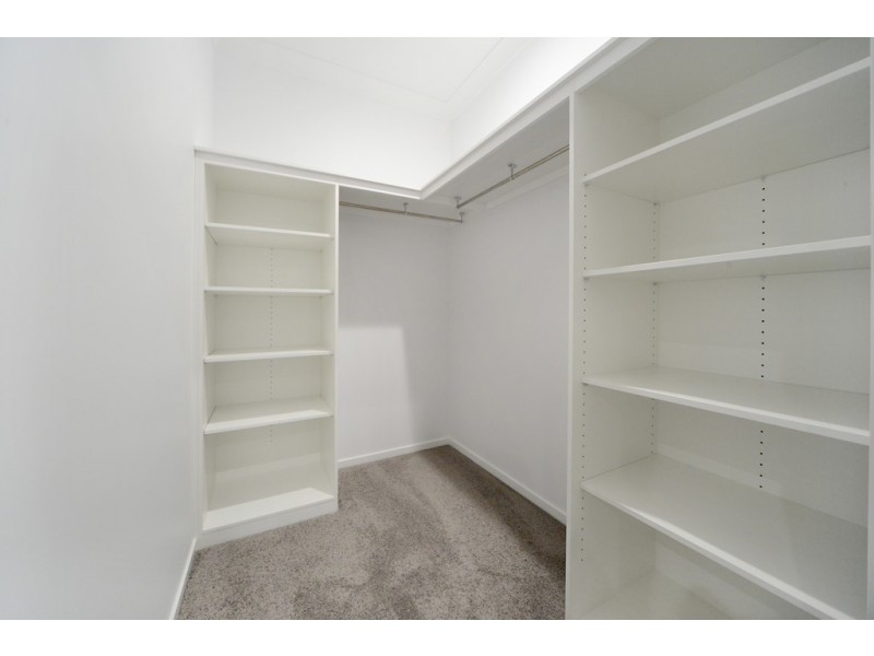 24 Whitehaven Crescent, Cannonvale QLD 4802