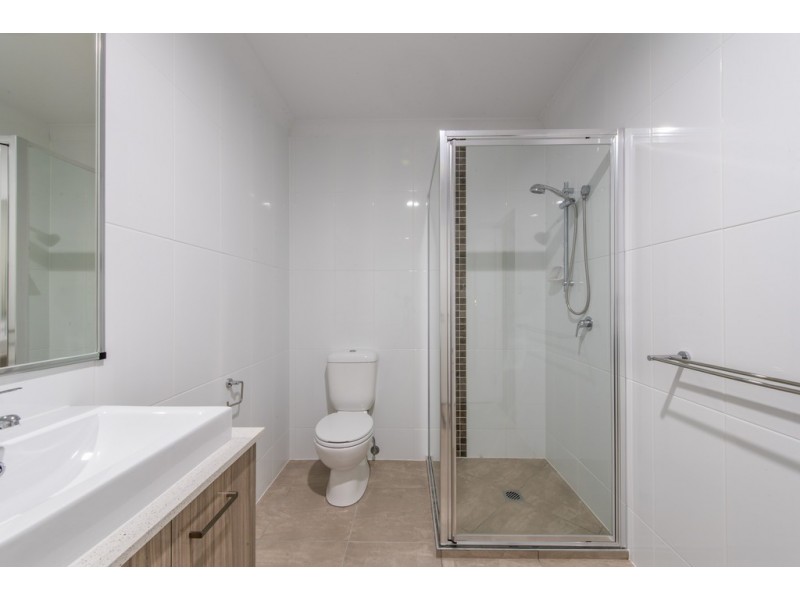 4 Spritsail Crescent, Cannonvale QLD 4802