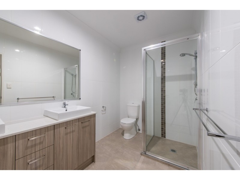 4 Spritsail Crescent, Cannonvale QLD 4802