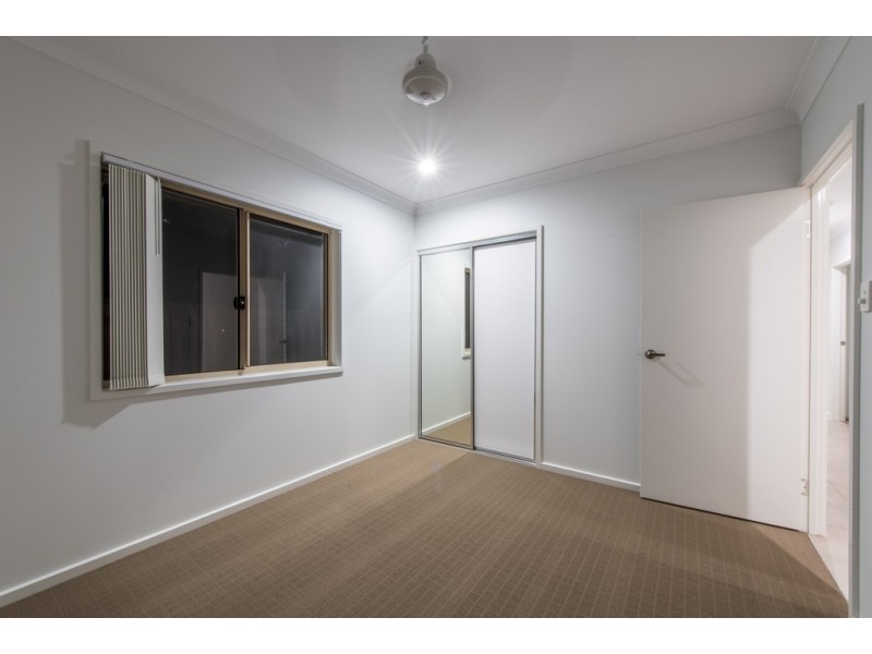 4 Spritsail Crescent, Cannonvale QLD 4802