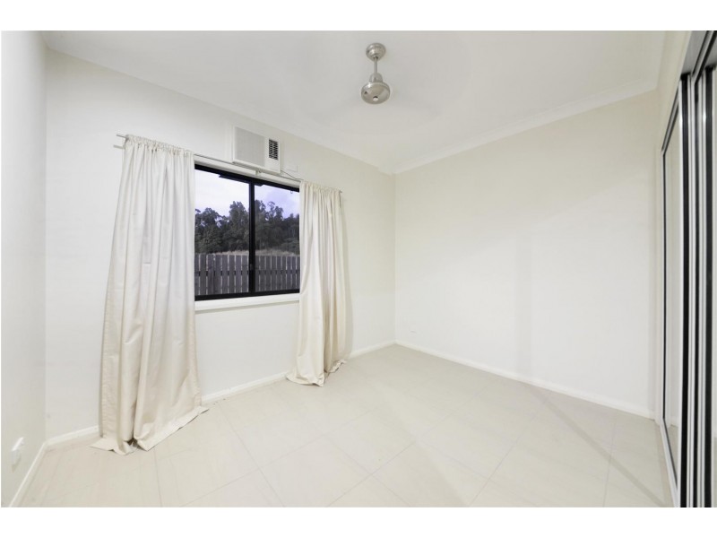 2/59 South Molle Boulevard, Cannonvale QLD 4802