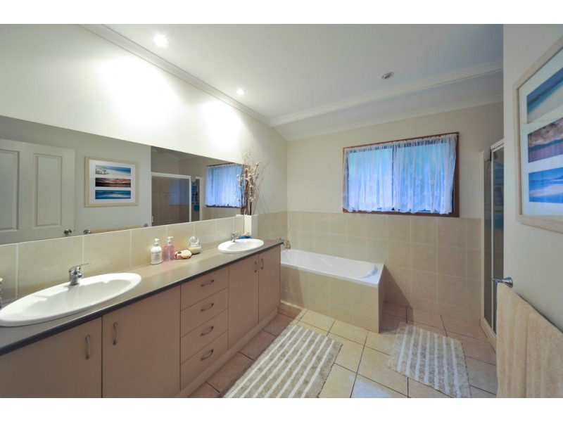 108 Jubilee Pocket Road, Jubilee Pocket QLD 4802