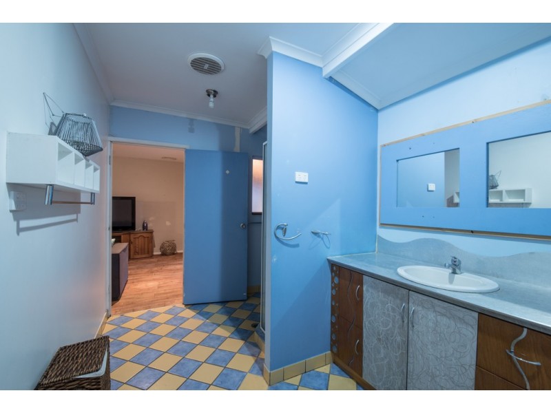 12 Maeva Street, Jubilee Pocket QLD 4802