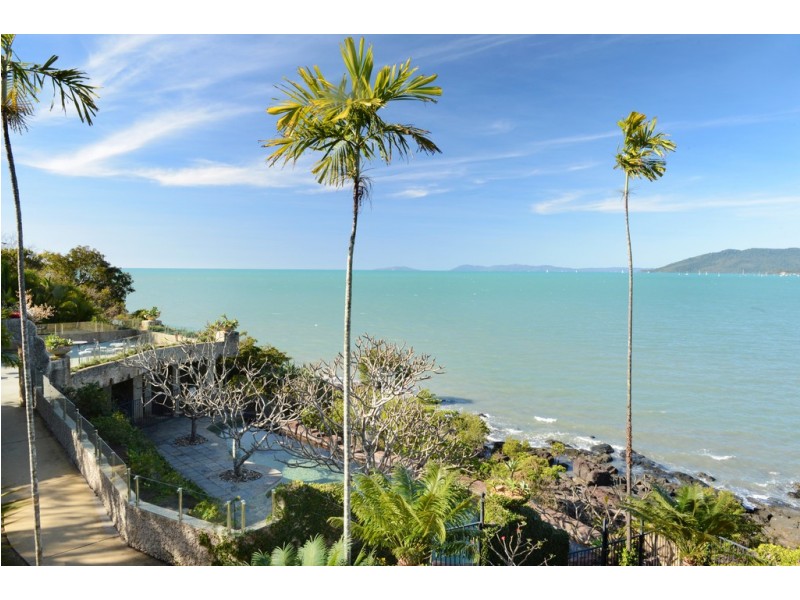 Botanica House, Botanica Estate, Cannonvale QLD 4802