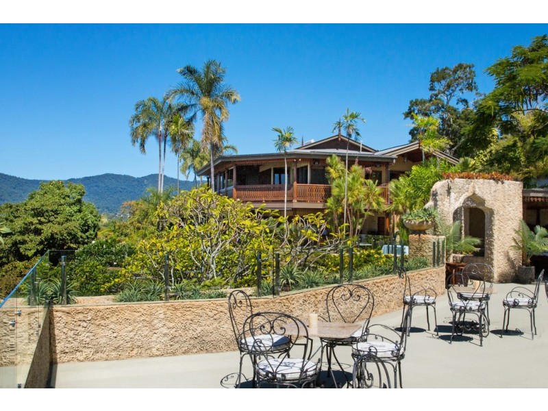 Botanica House, Botanica Estate, Cannonvale QLD 4802