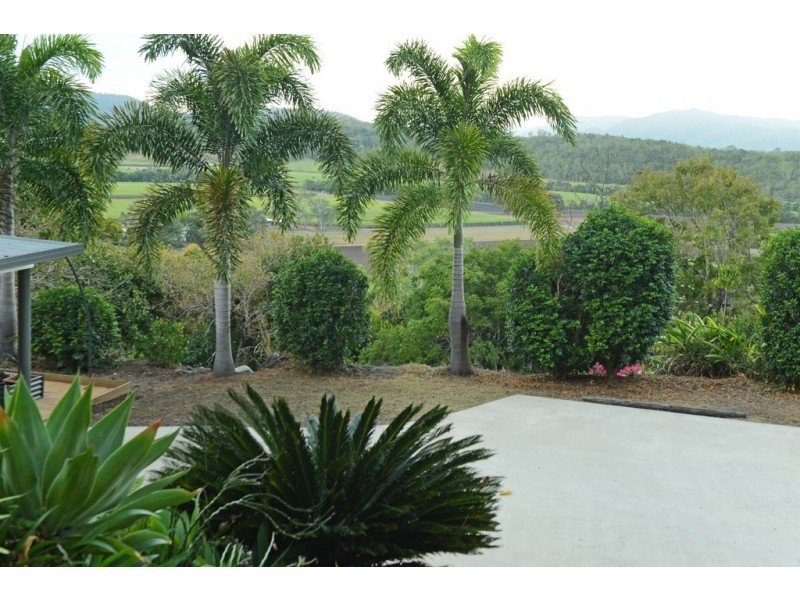 2 Demi Close, Strathdickie QLD 4800