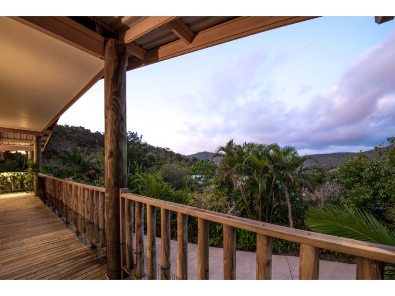 52 Moonlight Drive, Jubilee Pocket QLD 4802