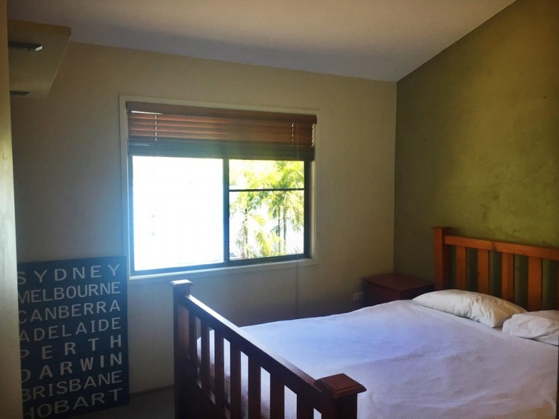 6/4 Border Drive, Cannonvale QLD 4802