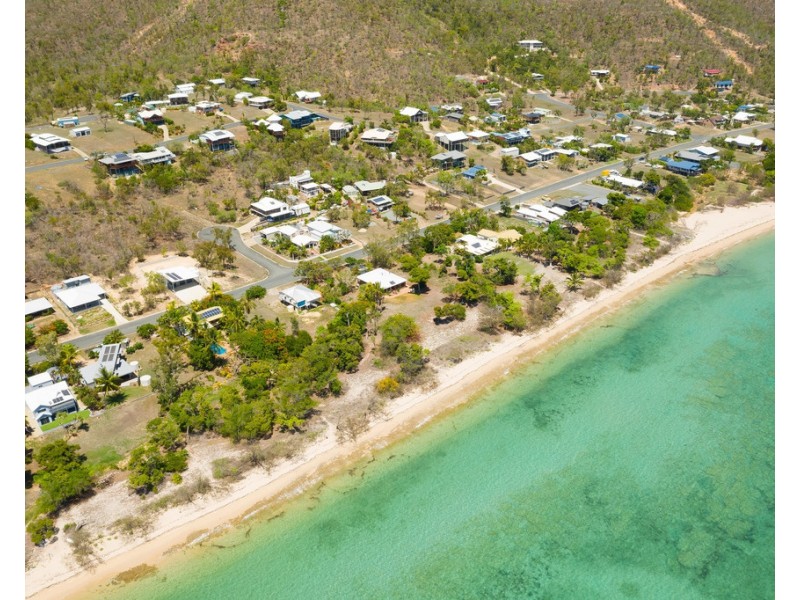 5 Armit Court, Hideaway Bay QLD 4800