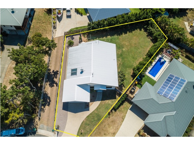 11 Armada Crescent, Jubilee Pocket QLD 4802
