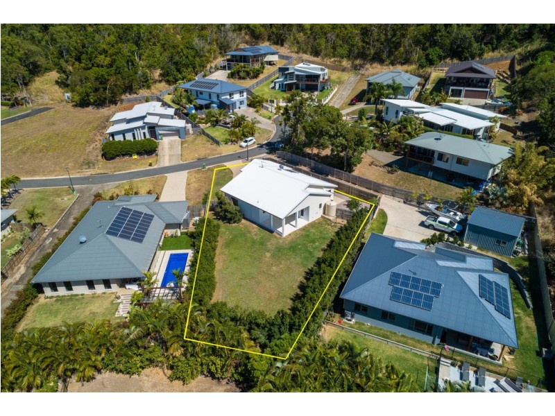 11 Armada Crescent, Jubilee Pocket QLD 4802